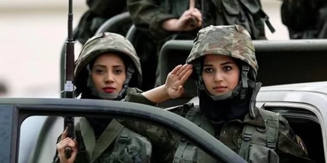 درخواست تصویب خدمت سربازی برای زنان