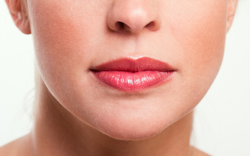 آیا ژل لب بهترین روش برای افزایش حجم لب است؟